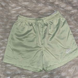 Women Nike air shorts (M)